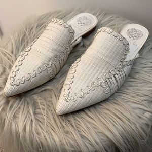 Vince Camuto Manindie Pointed Toe Stitched Flat Slide Mule - Size: 8.5